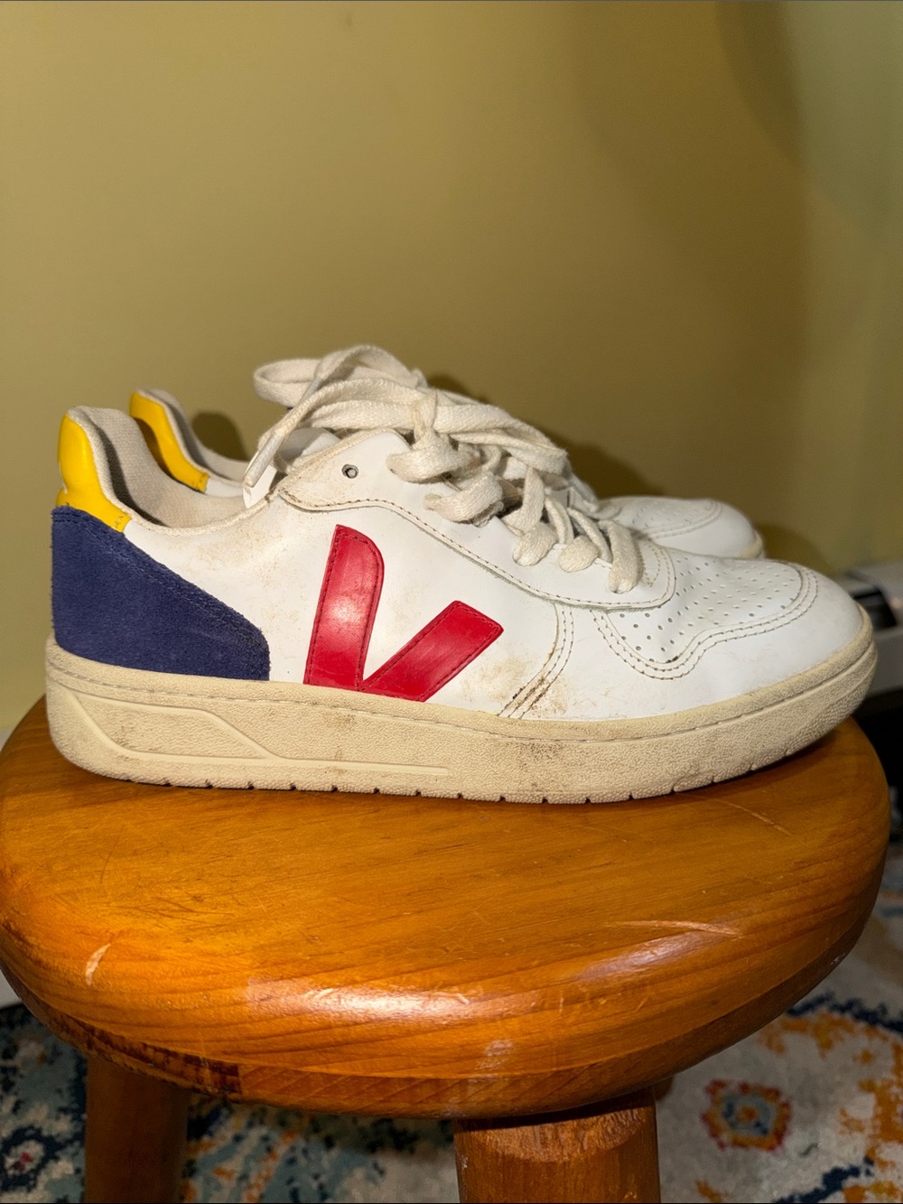 Veja Women's White V-10 Sneakers Red V, Blue Heel and Yellow Pull Tab Size 6
